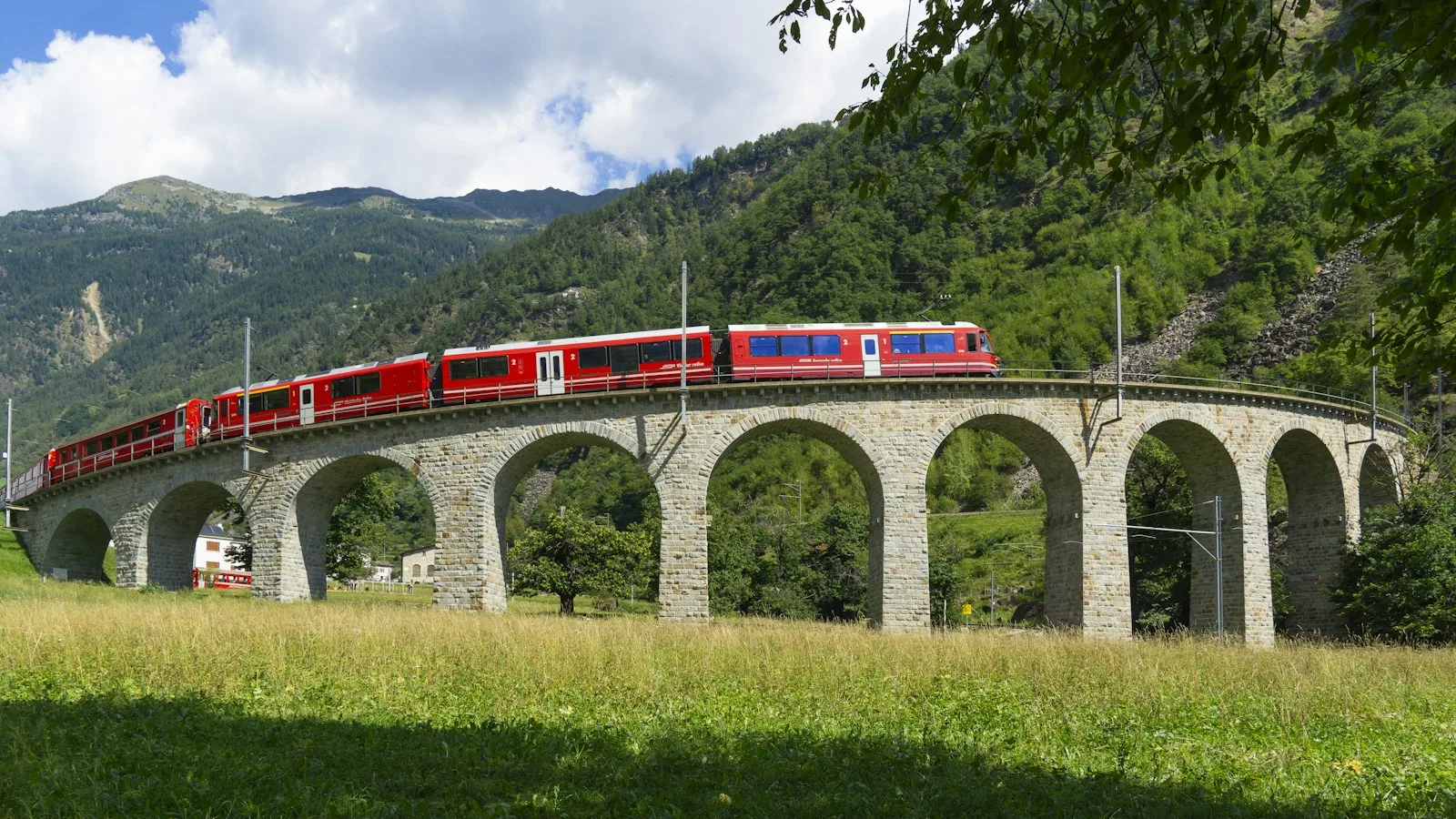Le Bernina Express : de Coire à Tirano, des glaciers aux palmiers